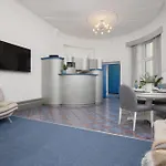 Spacious In The City Center By Rent Like Lejlighed
