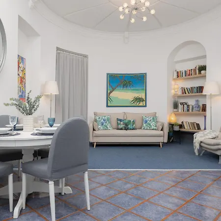 Spacious In The City Center By Rent Like Warsaw