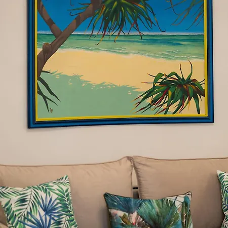 Spacious In The City Center By Rent Like